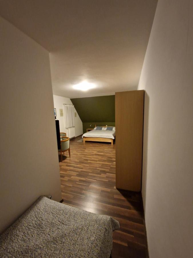 Guest House Wolf II Плитвицька Єзера Екстер'єр фото