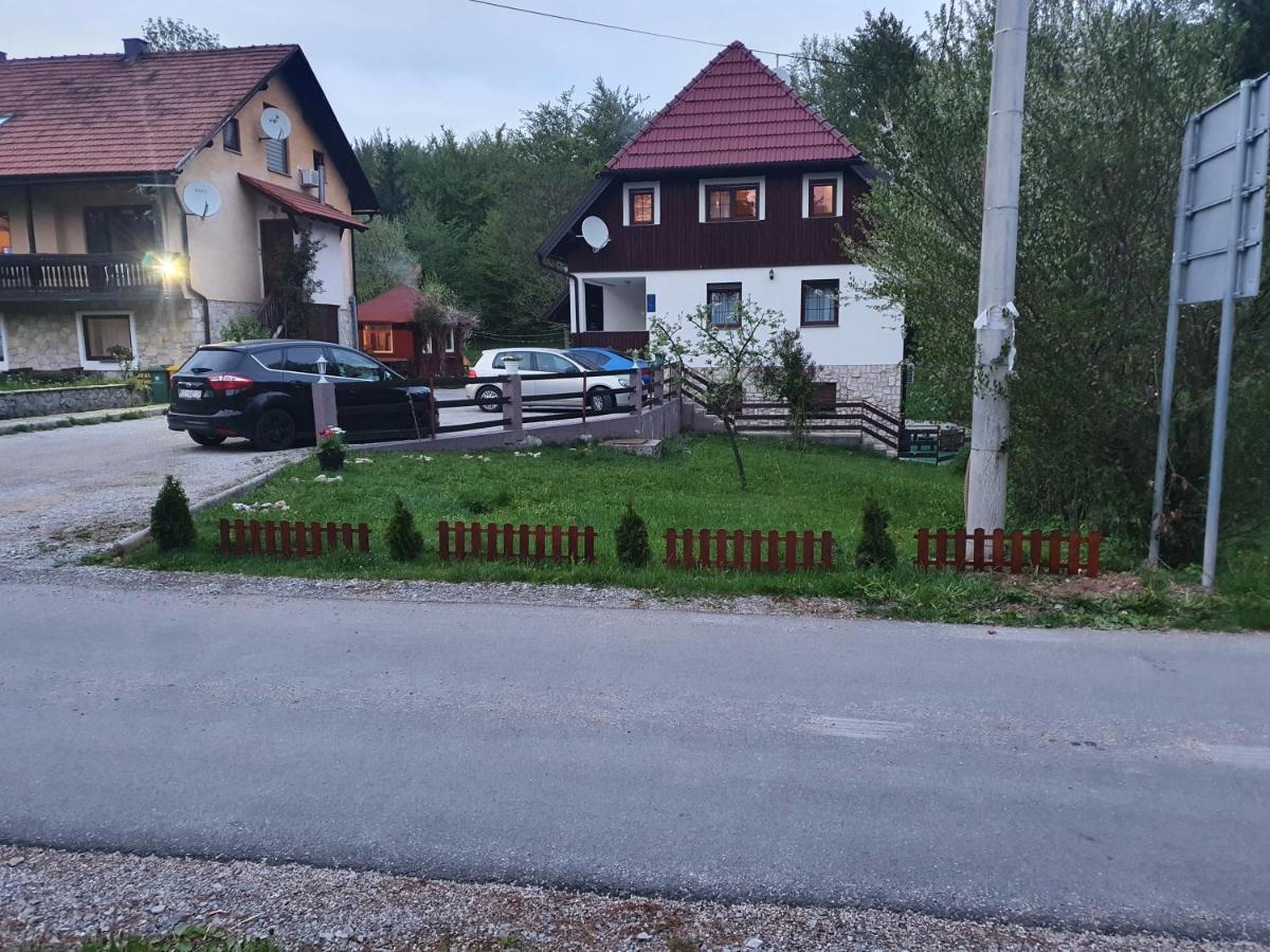Guest House Wolf II Плитвицька Єзера Екстер'єр фото